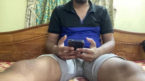 aryan_980763874 online show from May 22, 2026, 5:29 pm