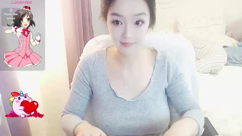 Snapshot of arylia_3 chatting on October 24, 2025, 4:53 am Lily online show from October 24, 2025, 4:53 am