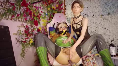 Asami online show from November 13, 2025, 11:36 pm