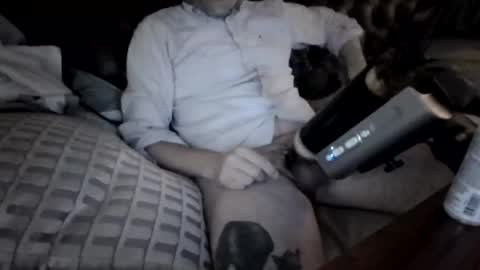 Snapshot of aschke chatting on October 25, 2025, 7:19 pm aschke online show from October 25, 2025, 7:19 pm