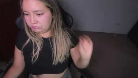 Snapshot of ash_smith1 chatting on November 12, 2025, 9:58 pm ash_smith1 online show from November 12, 2025, 9:58 pm