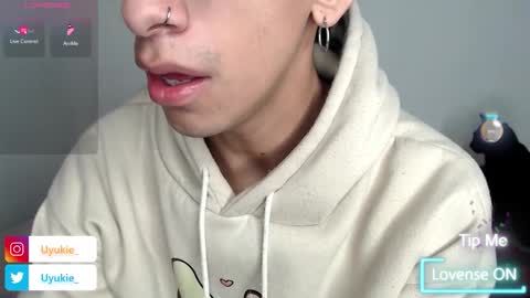 Ash online show from December 21, 2025, 2:08 am