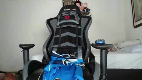 ash_wingrant online show from March 4, 2025, 2:17 am