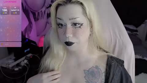 Snapshot of asha_nekooo chatting on June 13, 2026, 10:40 pm Sasha next stream December 4st at 0000- 0030 am German time online show from June 13, 2026, 10:40 pm
