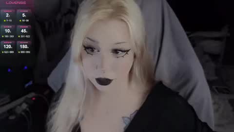 Sasha next stream December 4st  at  0000- 0030 am German time online show from July 11, 2026, 10:44 pm