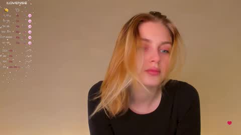 Snapshot of ashbunny_ chatting on November 17, 2025, 5:08 pm your pretty Ashley online show from November 17, 2025, 5:08 pm