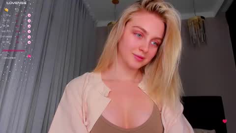 Snapshot of ashbunny_ chatting on February 3, 2026, 7:08 pm your pretty Ashley online show from February 3, 2026, 7:08 pm