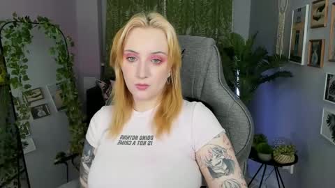 AshleyAshe  online show from May 11, 2026, 2:28 am