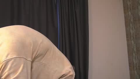 Jerk Machine online show from April 12, 2026, 1:16 pm