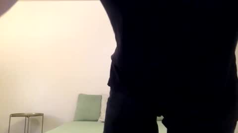 Snapshot of ashingwest97 chatting on October 14, 2025, 11:16 pm Ashing online show from October 14, 2025, 11:16 pm