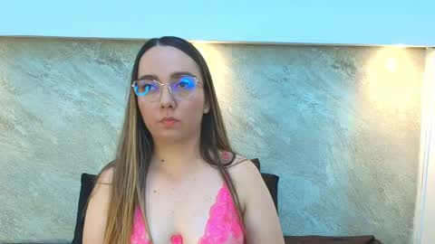 Snapshot of ashkey_bennet chatting on October 15, 2025, 5:51 am Asley Bennet online show from October 15, 2025, 5:51 am