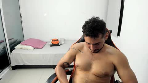 ashlan_king online show from November 21, 2025, 3:49 am