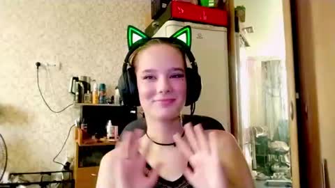 Snapshot of ashleenishimura chatting on August 7, 2026, 9:44 am Aust online show from August 7, 2026, 9:44 am