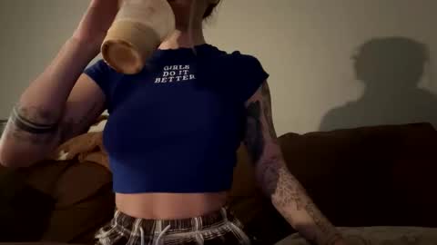 ash  online show from February 5, 2026, 6:12 pm