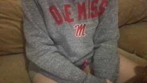 Ashleigh online show from November 24, 2025, 12:27 pm