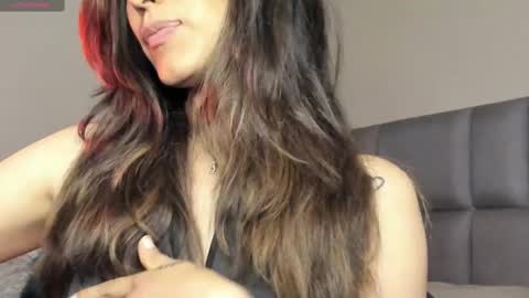 Carolina  online show from February 21, 2025, 3:01 am