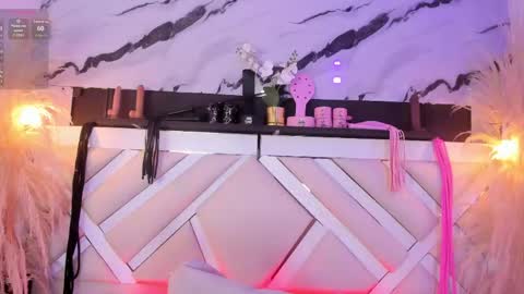 ashley_7777 online show from April 15, 2026, 1:40 pm