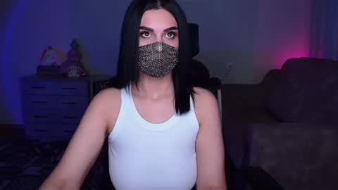   Yasmina   online show from December 17, 2024, 4:12 am