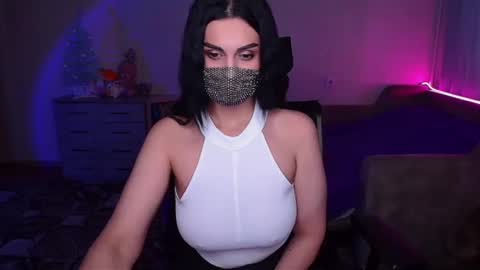   Yasmina   online show from January 8, 2025, 8:06 am