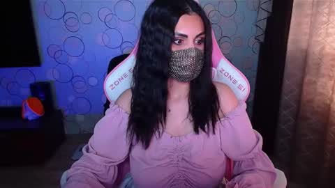   Yasmina   online show from October 2, 2025, 5:03 am