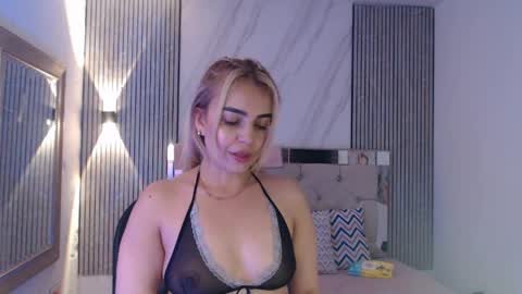ashley__tylor online show from April 9, 2026, 12:10 am