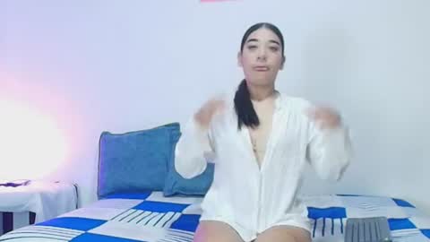Ashley Blazze  online show from June 17, 2026, 11:34 am
