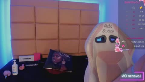 ashley_js online show from May 31, 2026, 1:14 am