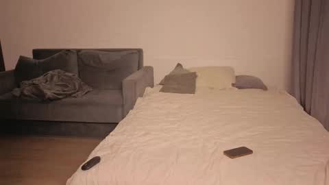 Ashley online show from February 23, 2026, 2:20 am