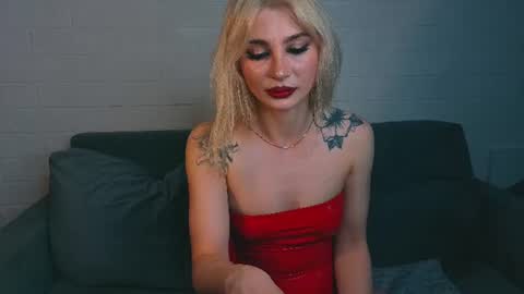 Snapshot of ashley_urban chatting on June 14, 2026, 12:18 pm Ashley online show from June 14, 2026, 12:18 pm