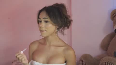 Snapshot of ashley_winhouse chatting on July 25, 2026, 11:02 pm ashley_winhouse online show from July 25, 2026, 11:02 pm