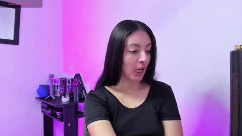 Ashley online show from November 21, 2025, 3:00 pm