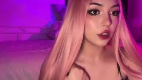 Ashlee Boox   online show from June 19, 2026, 7:39 pm