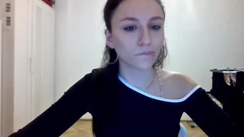 Snapshot of ashleycreazy chatting on December 1, 2024, 7:36 pm Ashleycreazy online show from December 1, 2024, 7:36 pm