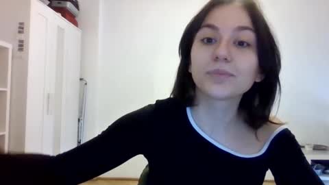 Snapshot of ashleycreazy chatting on February 19, 2025, 8:12 am Ashleycreazy online show from February 19, 2025, 8:12 am