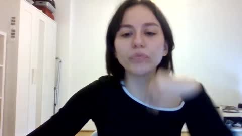 Snapshot of ashleycreazy chatting on February 19, 2025, 11:17 am Ashleycreazy online show from February 19, 2025, 11:17 am