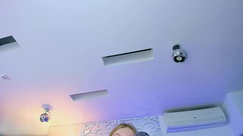 AshleyJonse online show from October 9, 2025, 5:38 am