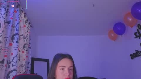 ASHLEY online show from October 2, 2025, 12:56 pm