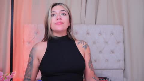 Snapshot of ashleyvalirya chatting on December 20, 2024, 10:16 am Ashley Lauren online show from December 20, 2024, 10:16 am