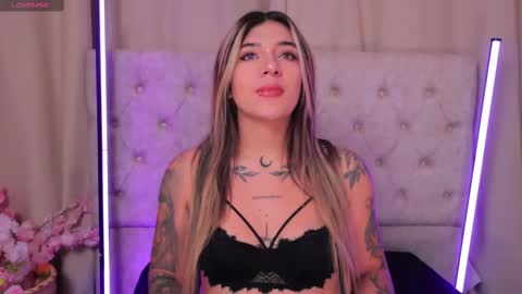 Snapshot of ashleyvalirya chatting on February 20, 2025, 3:45 am Ashley Lauren online show from February 20, 2025, 3:45 am