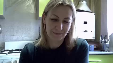 Snapshot of ashleyxhoney chatting on October 23, 2025, 6:56 am AshleyXHoney online show from October 23, 2025, 6:56 am