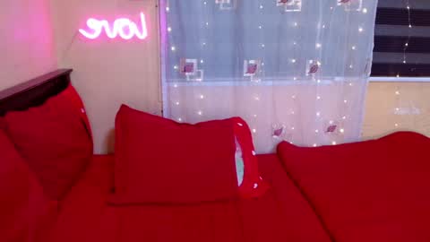 AshleyNicole online show from April 5, 2026, 3:31 pm