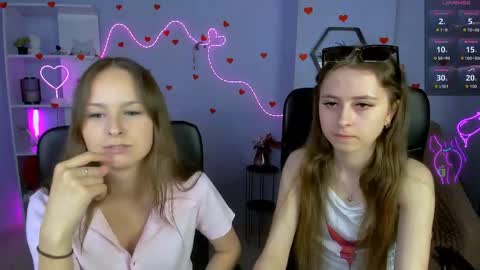 Snapshot of ashli_bright chatting on May 11, 2026, 12:33 pm Ashli online show from May 11, 2026, 12:33 pm