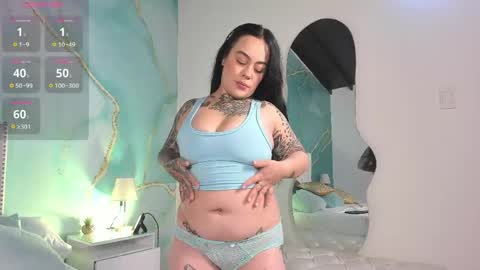 Ashliey Roberts online show from June 5, 2026, 12:33 pm