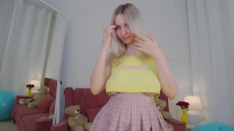 ashly_cherry online show from February 20, 2026, 11:43 am