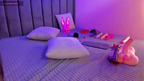 Snapshot of ashlye_miller_ chatting on February 23, 2025, 6:49 am ashlye_miller_ online show from February 23, 2025, 6:49 am