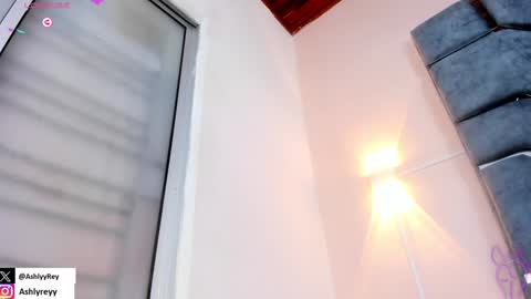 Ashly  online show from January 8, 2025, 9:55 pm