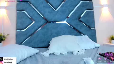 Ashly  online show from February 10, 2025, 10:51 pm