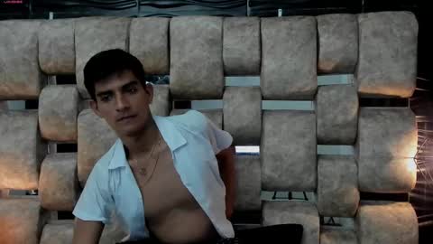 Snapshot of ashlysweet21 chatting on January 18, 2025, 6:53 pm Ashly online show from January 18, 2025, 6:53 pm