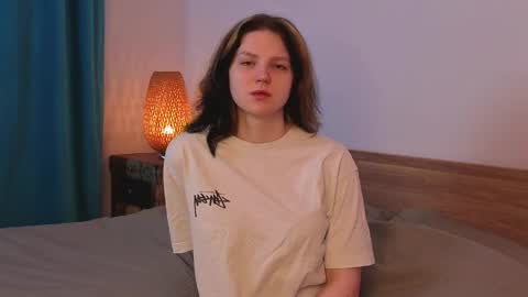 Kristine online show from April 5, 2026, 9:01 pm