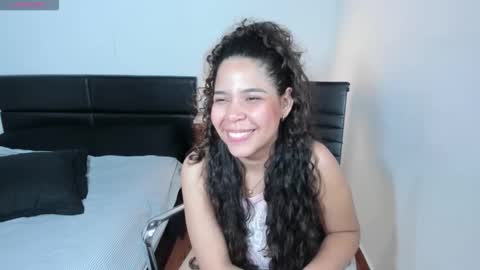 ashlyviper77 online show from January 10, 2026, 5:20 am